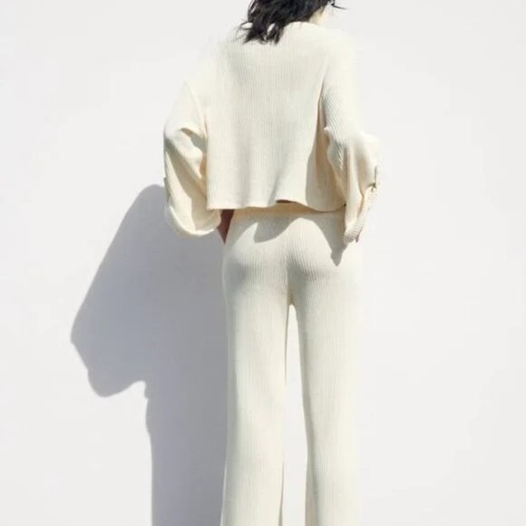 Zara Ivory Ribbed Knit Set - Picture 2 of 16
